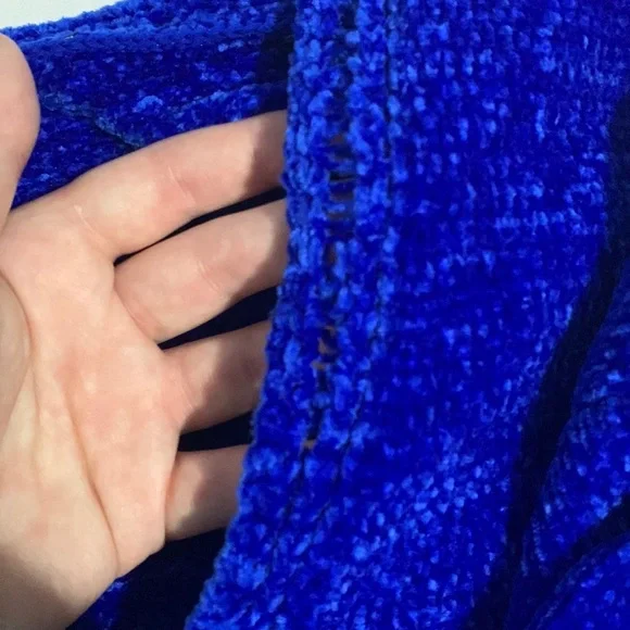 Express Cobalt Blue Chenille 3/4 Sleeve Cropped Loose Fit Sweater US Small - Picture 8 of 13